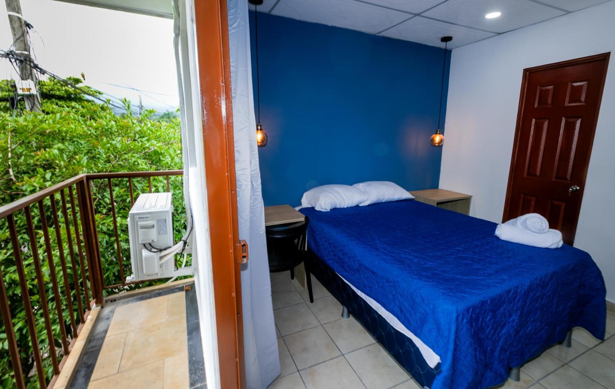 Friendly House Hotel Santa Tecla Exterior photo